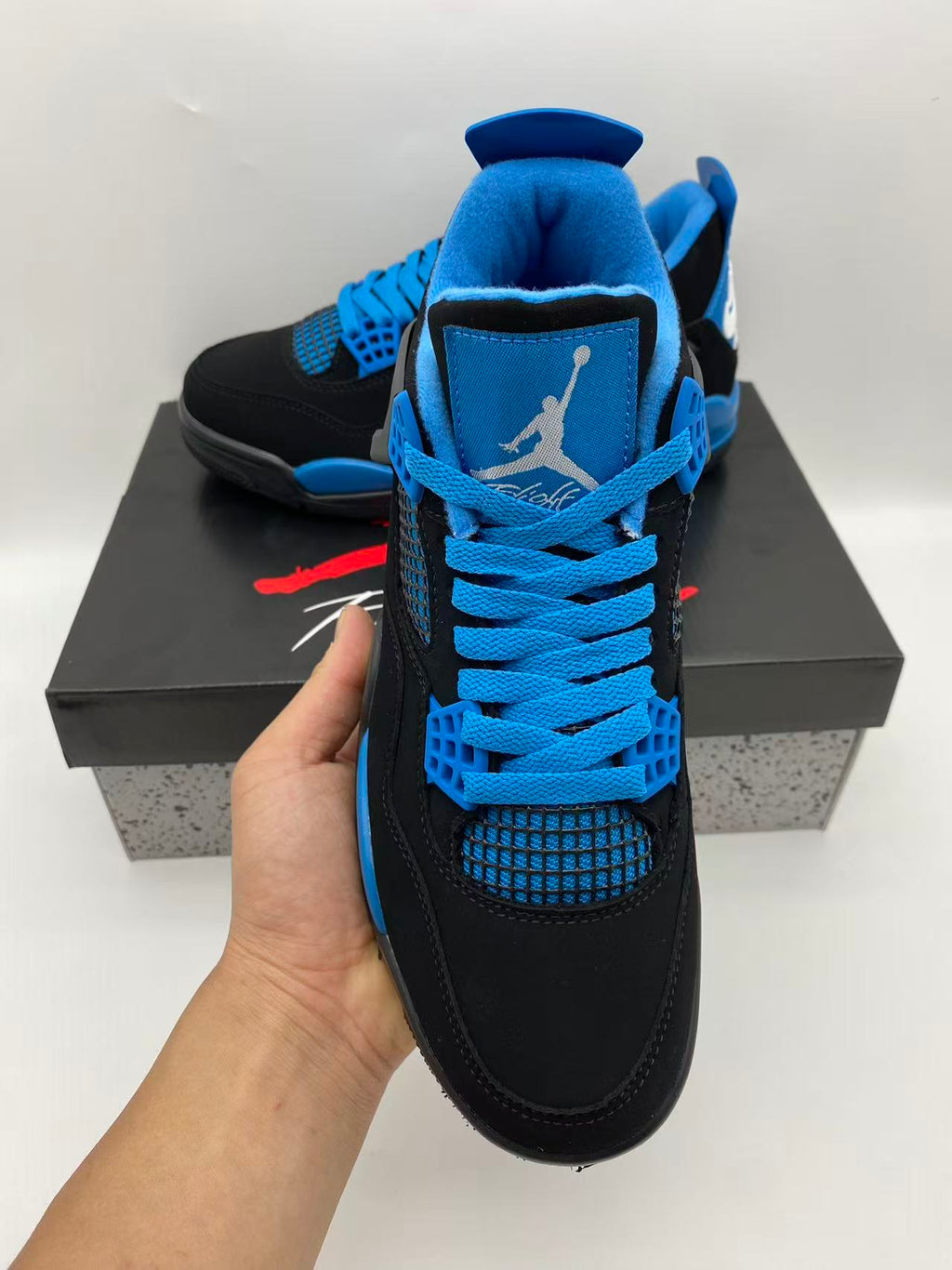 Jordan 4