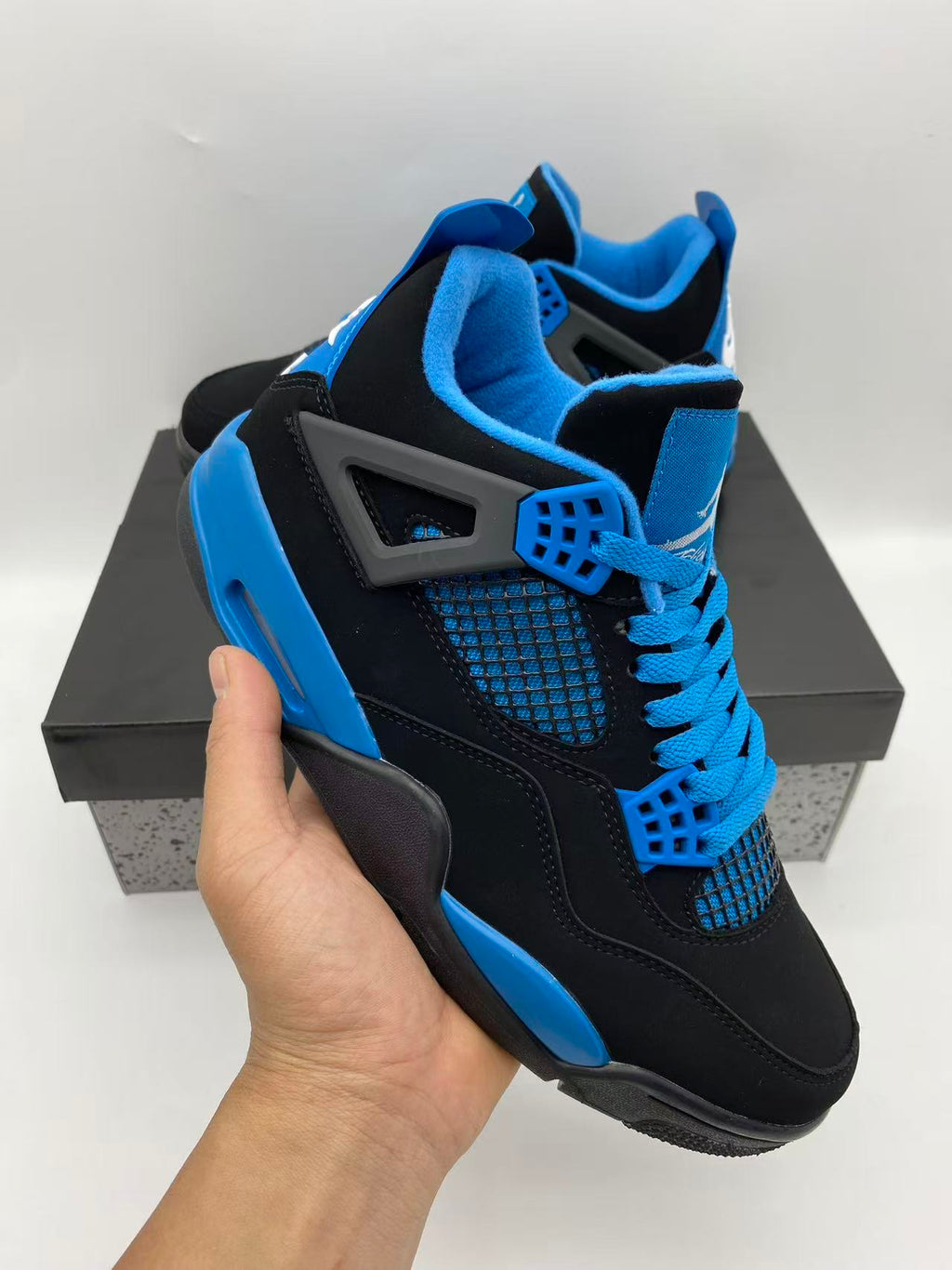 Jordan 4